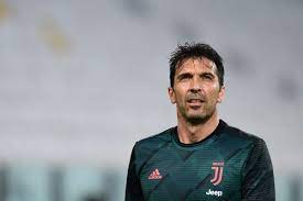 Buffon anuncia que não permanecerá em clube italiano após o fim de junho