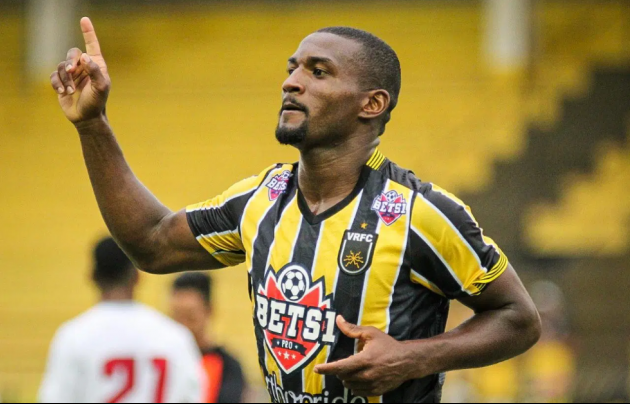 Paulista A2: São Bernardo anuncia atacante semifinalista do Campeonato Carioca