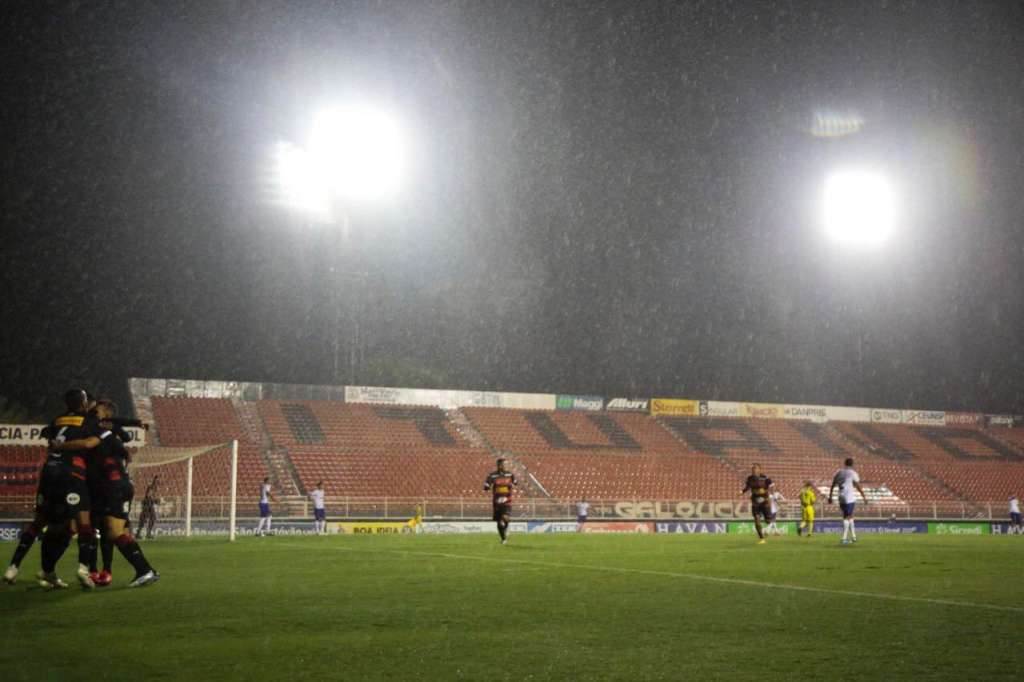 Jogo entre Ituano e Santo André é adiado. Foto: Miguel Schincariol
