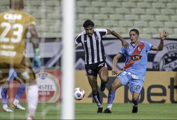 Ceará não foi bem e só empatou em casa com o Arsenal de Sarandí