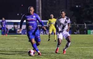 Vazou! São Caetano rescinde com Walter após rebaixamento no Paulistão