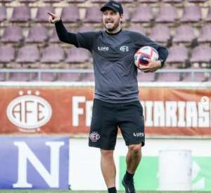 São Paulo x Ferroviária - Elano quer ser algoz também como técnico!