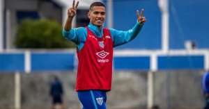 Avaí ganha reforço de atacante, que mostra confiança: 