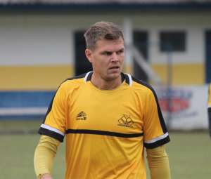 Série C: Criciúma confirma lesão de zagueiro Alemão, que ficará seis meses fora