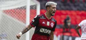 Seleção do Uruguai convoca Arrascaeta e aumenta a lista de baixas do Flamengo