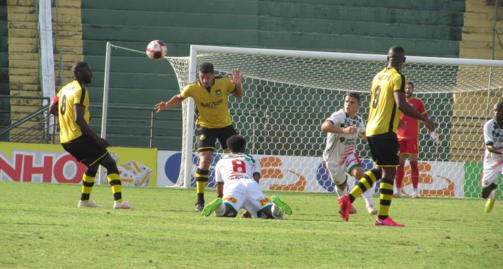 Gols no fim e emoção em Campinas. (Foto: Gabriel Goto)