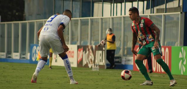 Água Santa e Santista ficaram no 3 a 3. Foto: Fabrizio Neitzke / Agência Briosa