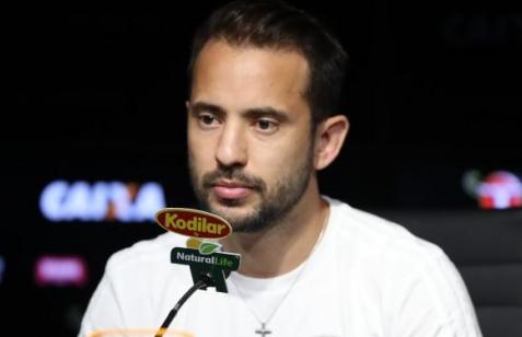 Everton Ribeiro e Filipe Luís não aprovaram a atuação do Flamengo na 1.ª final