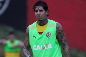 Juventude acerta com zagueiro Victor Ramos