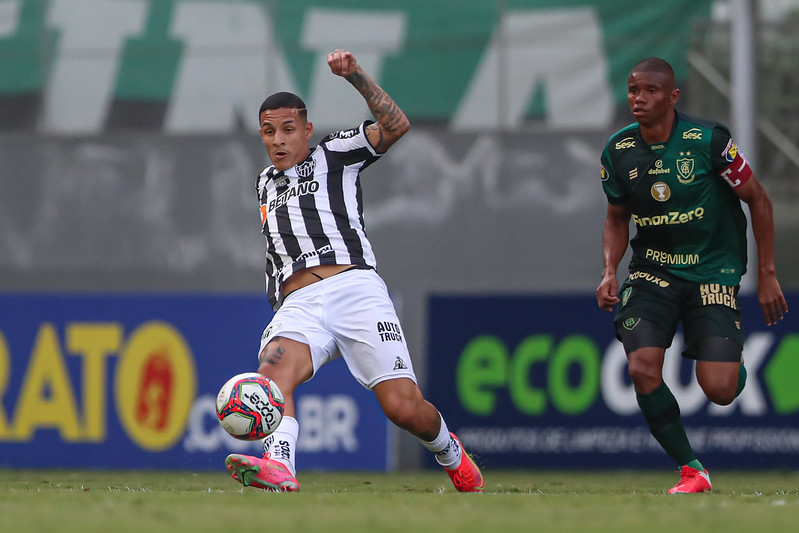 Mineiro: Arana critica arbitragem em empate do Atlético na final contra América