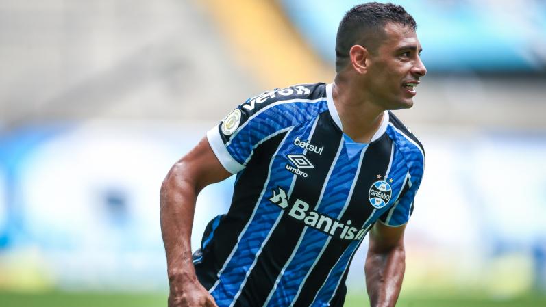 Diego Souza volta a marcar e não poupa elogios ao Grêmio: “Merecíamos a vitória”