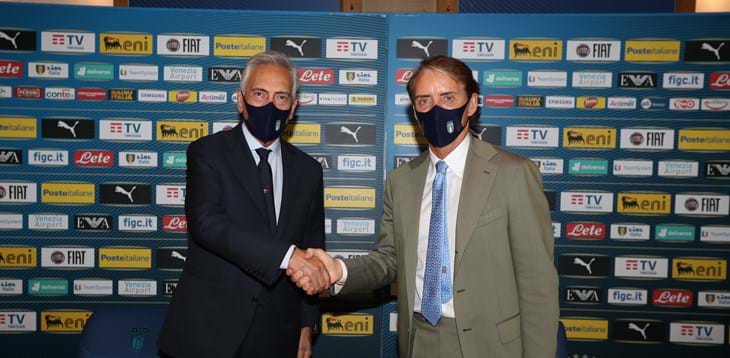 Roberto Mancini renova contrato e será técnico da seleção da Itália até 2026