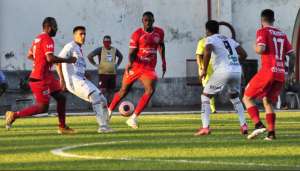 Noroeste 0 x 1 Linense - Elefante conquista grande vitória e embola briga pelo topo