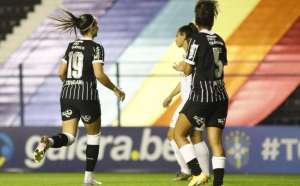 BRASILEIRO FEMININO: Corinthians vence o Grêmio e retoma liderança