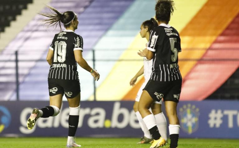BRASILEIRO FEMININO: Corinthians vence o Grêmio e retoma liderança