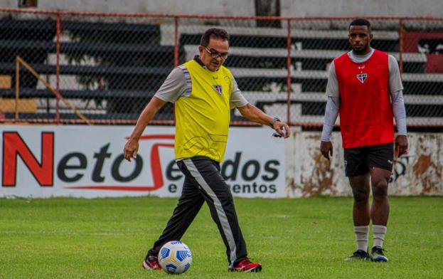 Francisco Diá leva Ferroviário à semifinal do Cearense com vantagem por vaga na final