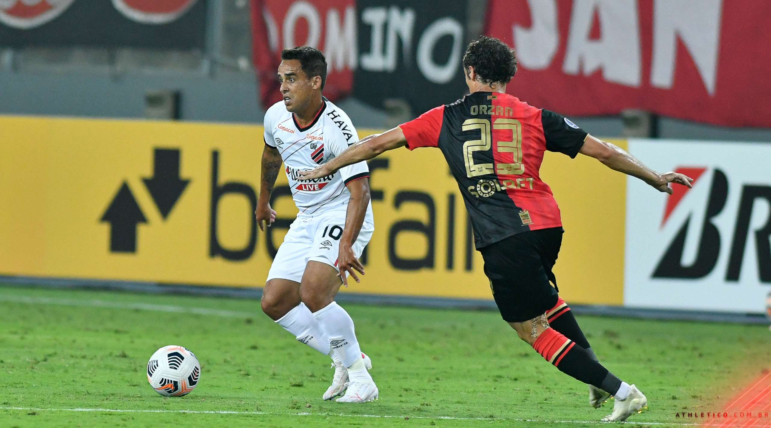 Athletico x Melgar-PER – Duelo em clima de decisão por vaga nas oitavas da Sula