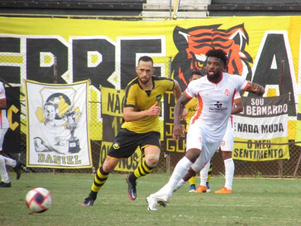 São Bernardo saiu na frente do Atibaia (Foto: Gabriel Goto/São Bernardo)