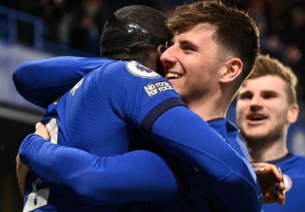 INGLÊS: Chelsea vence revanche, ultrapassa Leicester e fica perto da Liga dos Campeões