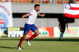 Zagueiro pode trocar Bahia por rival do Brasileirão