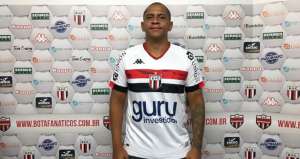 Walter admite problema com peso, mas diz que no Botafogo-SP vai ser diferente