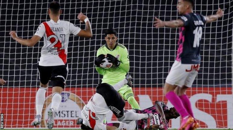 ESPECIAL! Conheça Enzo Pérez, o goleiro inesperado e novo ídolo do River Plate