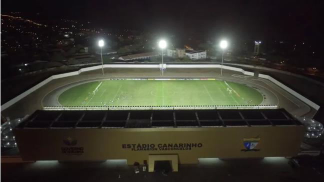O Estádio Canarinho recebeu os dois jogos nesta noite de quinta-feira
