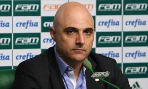 Presidente do Palmeiras rebate Abel Ferreira após cobranças: 'Não agrega'