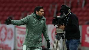 Abel Ferreira destaca 'alma muito grande' do Palmeiras em vitória sobre o Inter