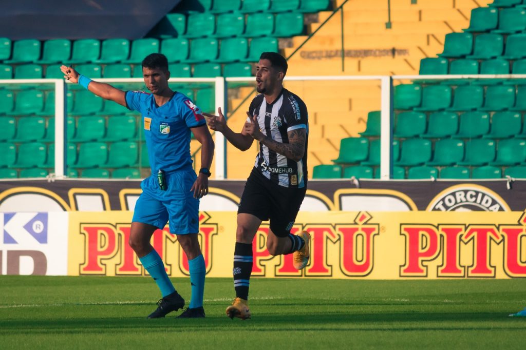 Série C: Atacante garante ‘preparação intensa’ para dois jogos do Figueirense fora de casa