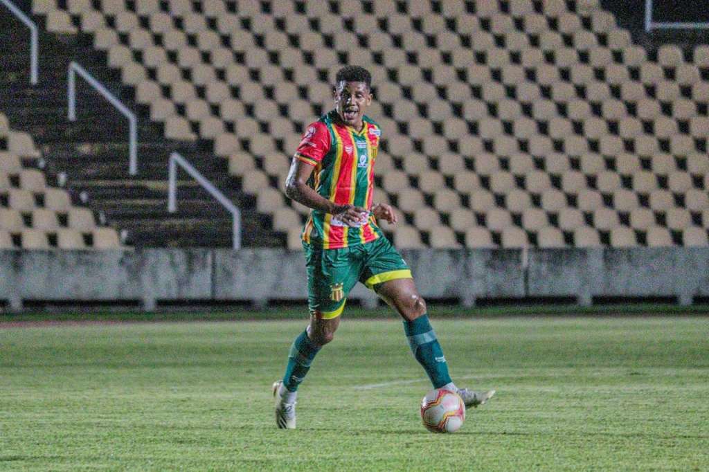 Reforço da Ponte Preta projeta recuperação na Série B e demonstra gratidão ao Sampaio Corrêa