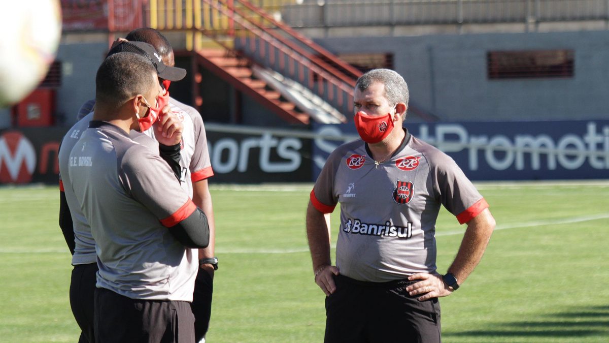 Série B: Brasil terá reforço de técnico para tentar desencantar