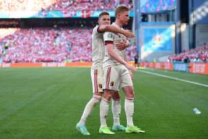 EUROCOPA: Bélgica vence a Dinamarca de virada e fica perto de vaga nas oitavas