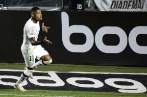 Marinho rebate críticas após gol e vitória no San-São: 'Sei que sou muito bom'