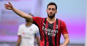 Meia pode trocar Milan pela rival Inter de Milão