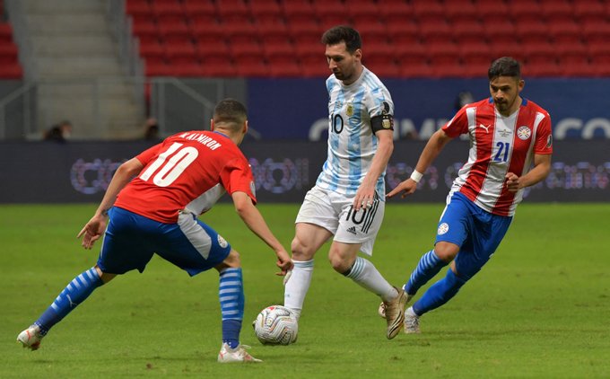 COPA AMÉRICA: Pragmática, Argentina bate o Paraguai e e se garante nas quartas