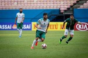 Série C: Manaus-AM regulariza novo atacante e lesão de zagueiro não preocupa