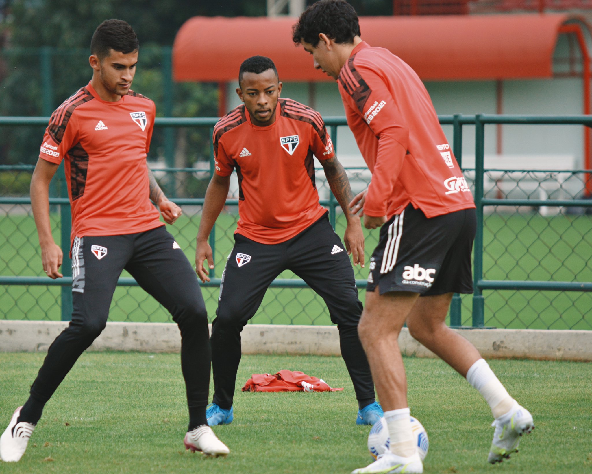 São Paulo x Cuiabá – Tricolor faz duelo direto na busca pela primeira vitória no Brasileirão