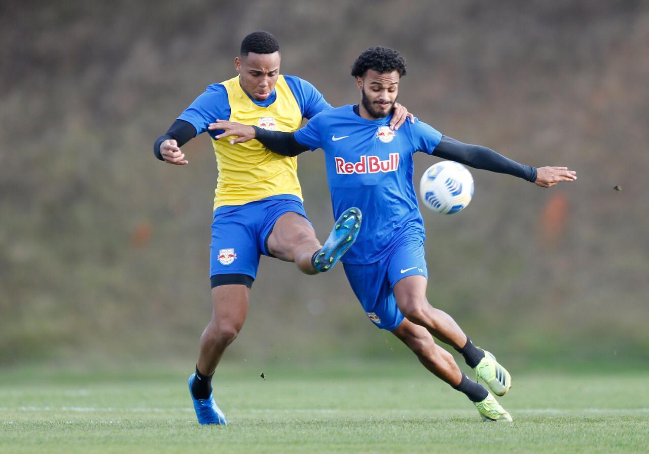 Ainda sem Claudinho, Red Bull Bragantino aposta a sua força ofensiva diante do Palmeiras