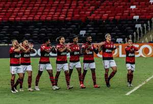 Flamengo 2 x 1 Fortaleza - Na despedida de Gerson, Rubro-Negro volta a vencer e cola no G6
