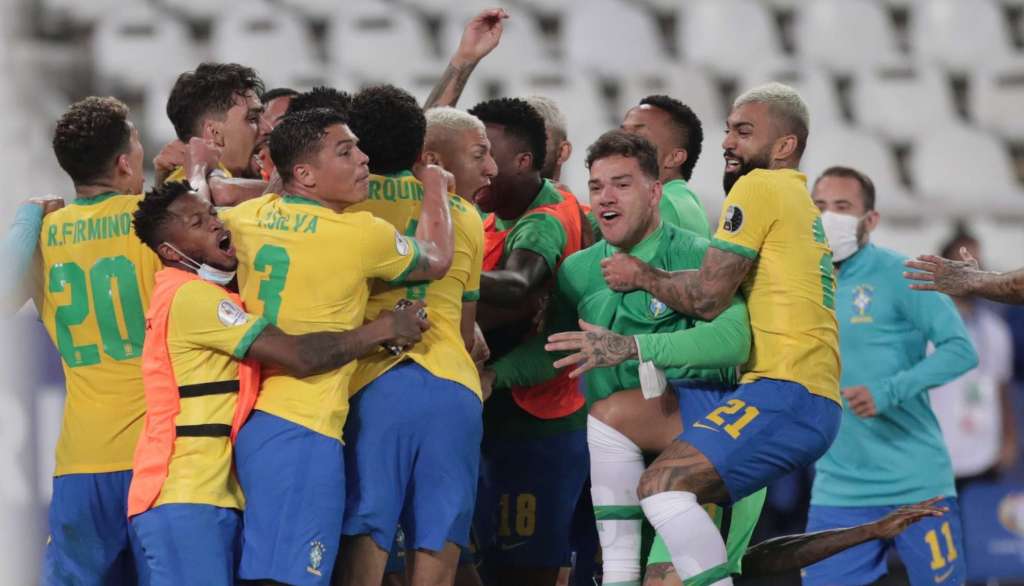 COPA AMÉRICA: Brasil sofre, mas vence Colômbia de virada e mantém 100%