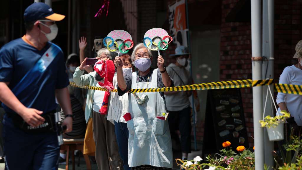 Imperador do Japão está preocupado com aumento das infecções por covid nos Jogos