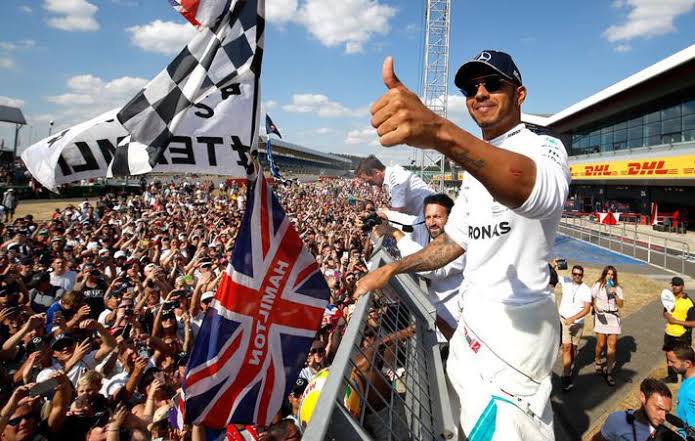 Fórmula 1: Governo britânico libera público total para o GP de Silverstone