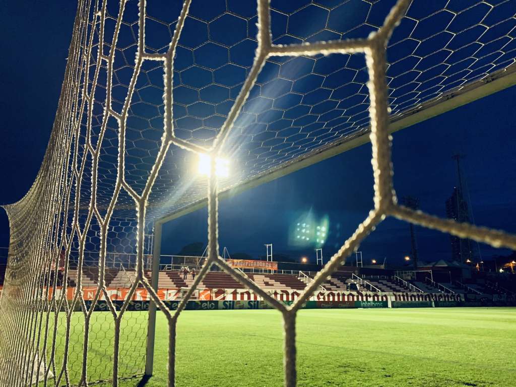 Vila Nova 0 x 0 Goiás – Clássico ‘meia-boca’ em plena sexta-feira de Série B