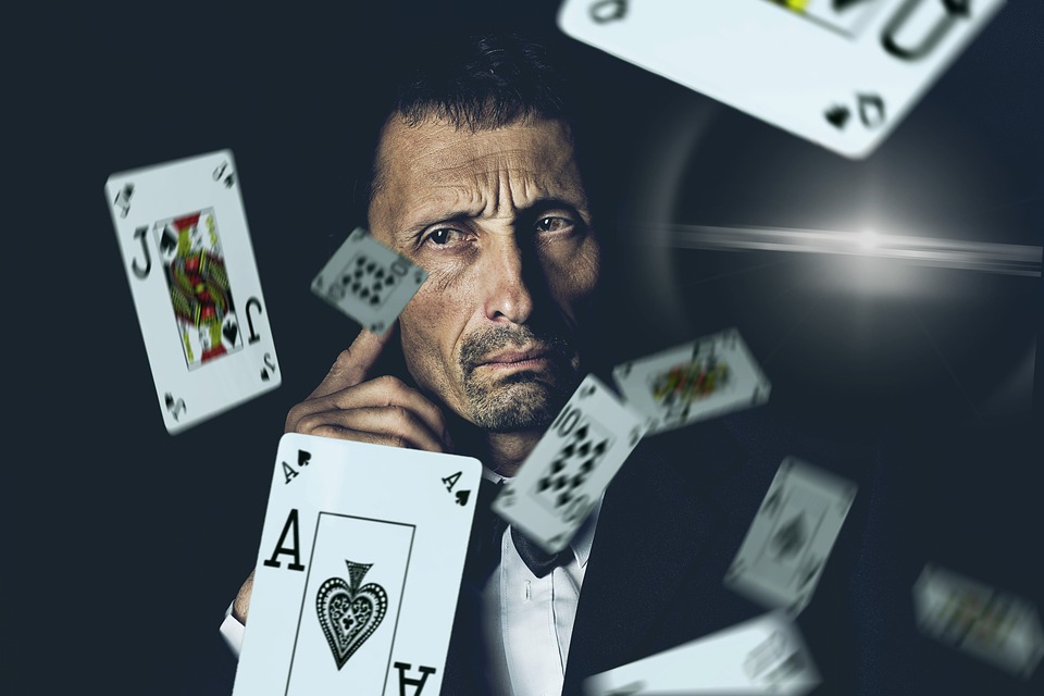 Poker: como ir de jogador iniciante para nível intermédio?