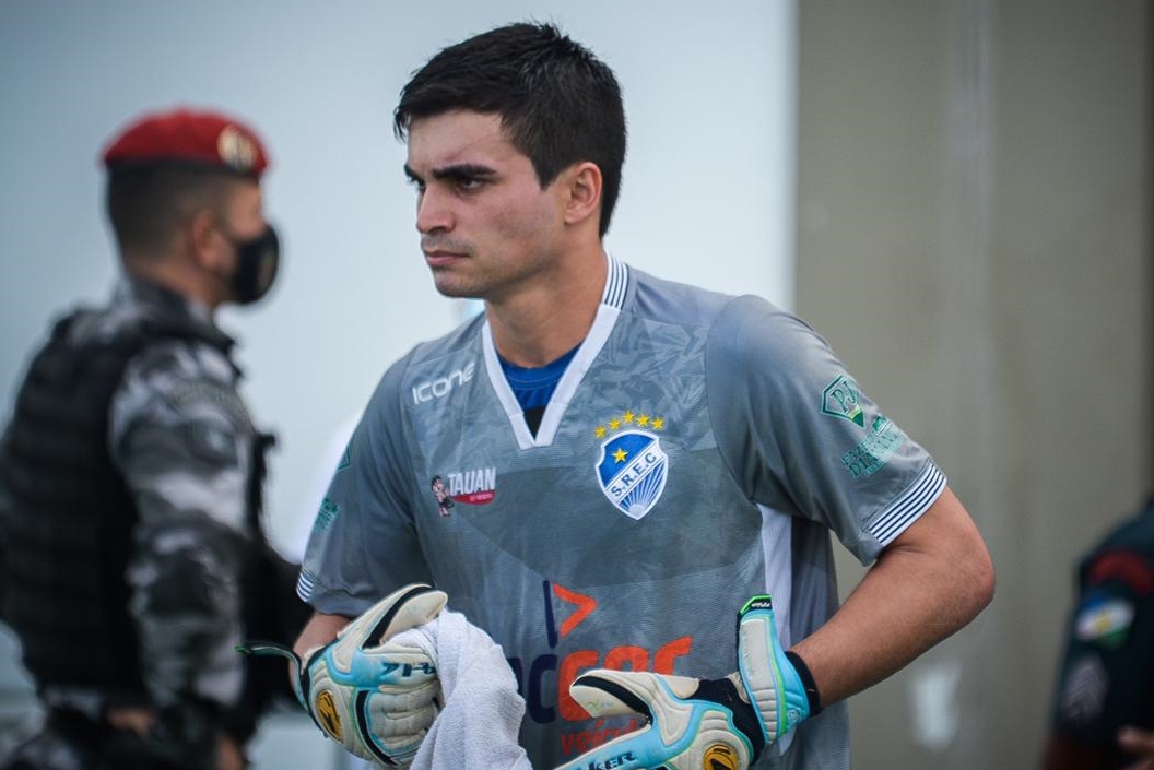 Série D: Destaque do São Raimundo-RR, goleiro André Regly destaca bom início