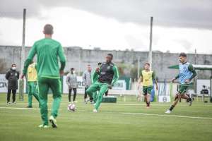 Sem Rafinha, mas com novidades, Coritiba vai a Campinas enfrentar o Guarani