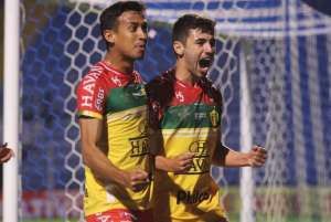 Vitória x Brusque - Será o fim dos 100% do novato na Série B?