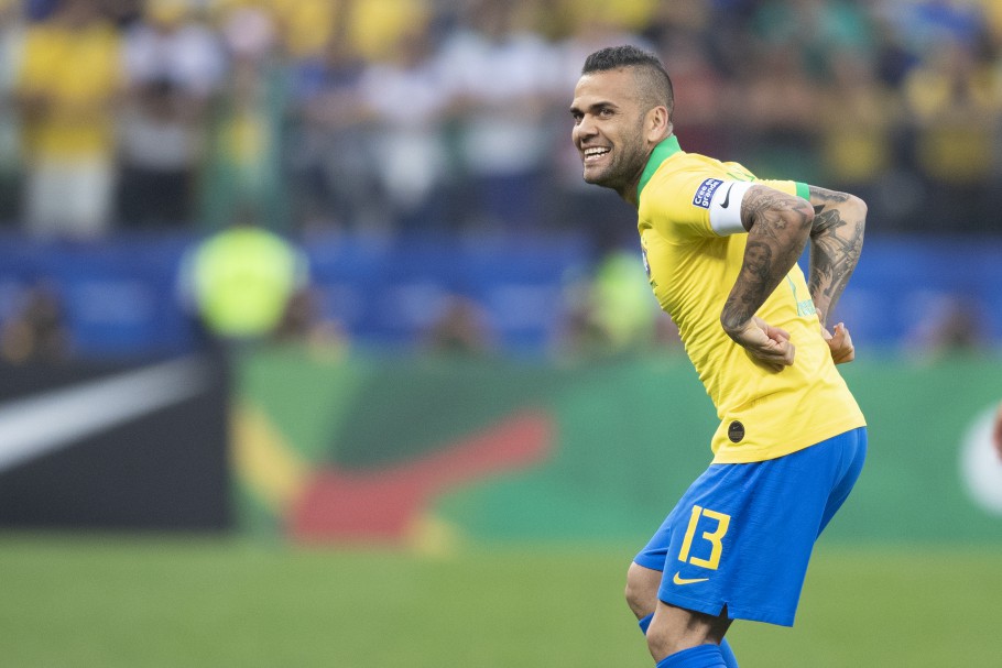 Sem Neymar e Weverton, Jardine convoca Brasil para as Olimpíadas; Daniel Alves está na lista