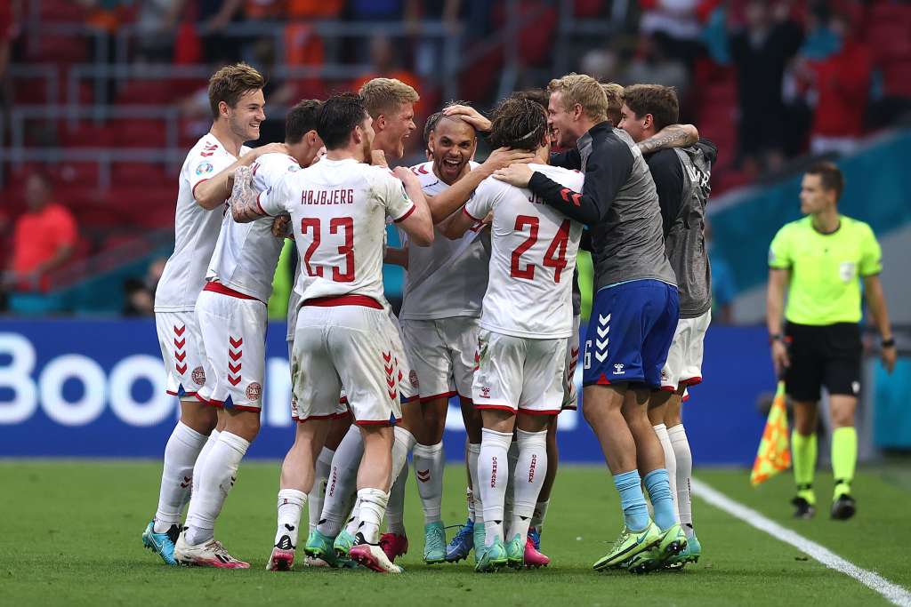 EUROCOPA: Dolberg brilha, Dinamarca goleia País de Gales, e vai às quartas